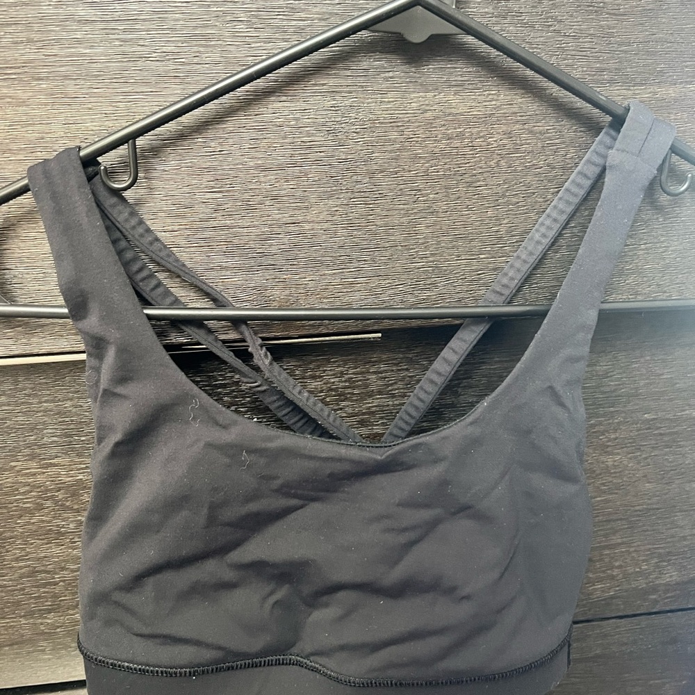 Lululemon cross back sports bra size 6